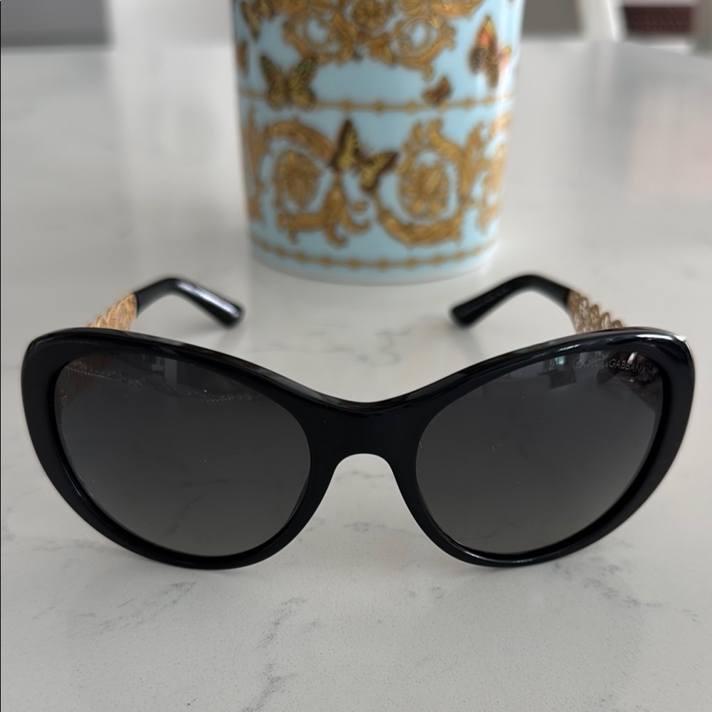 Dolce & Gabanna Black & gold with Sunglasses Style 4213